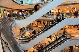 50% da faturação nos Centros Comerciais dá-se de sexta-feira a domingo