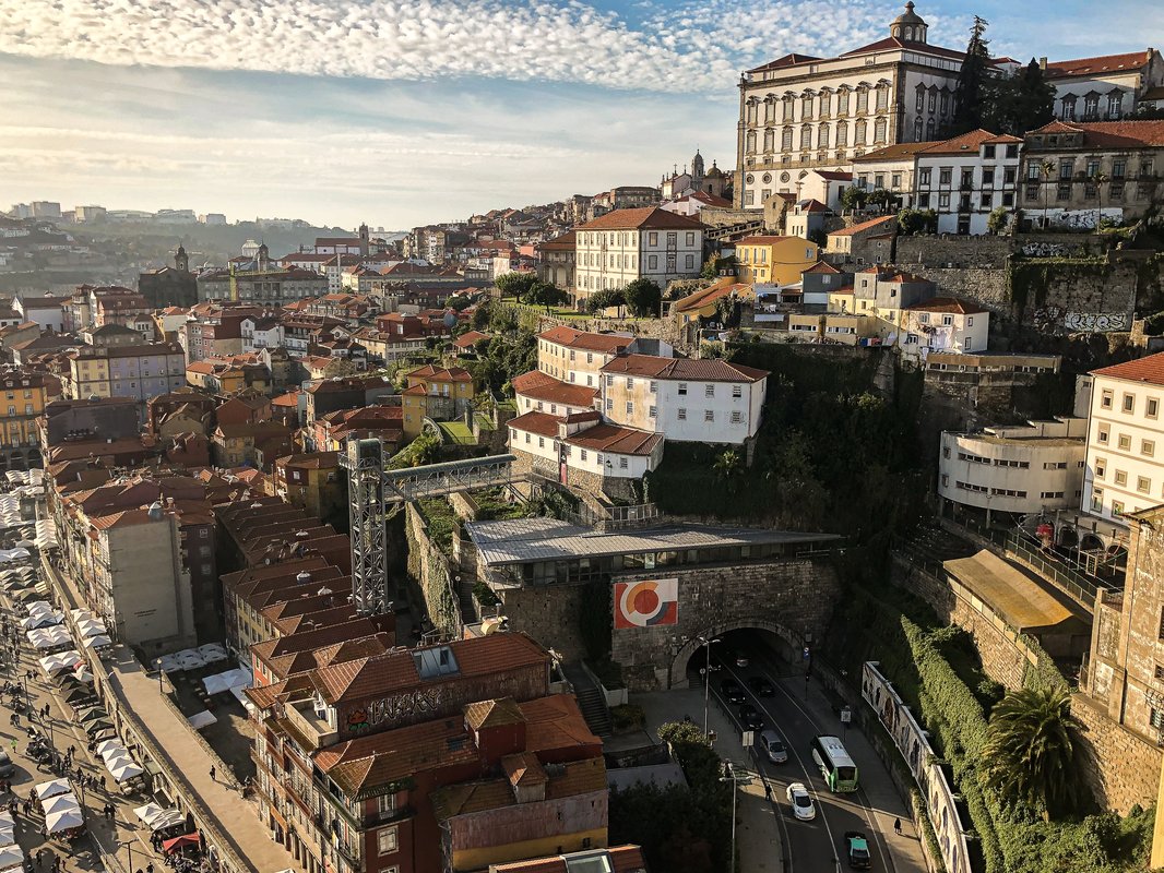 Porto: 946 novos pedidos de AL submetidos após anúncio de suspensão
